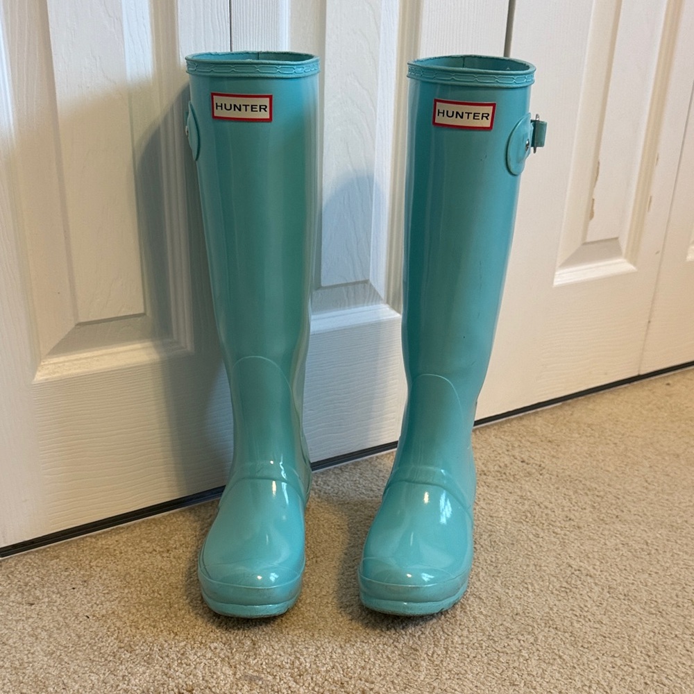 EUC Glossy Tiffany Blue HUNTER Rain Boots - circa 2016